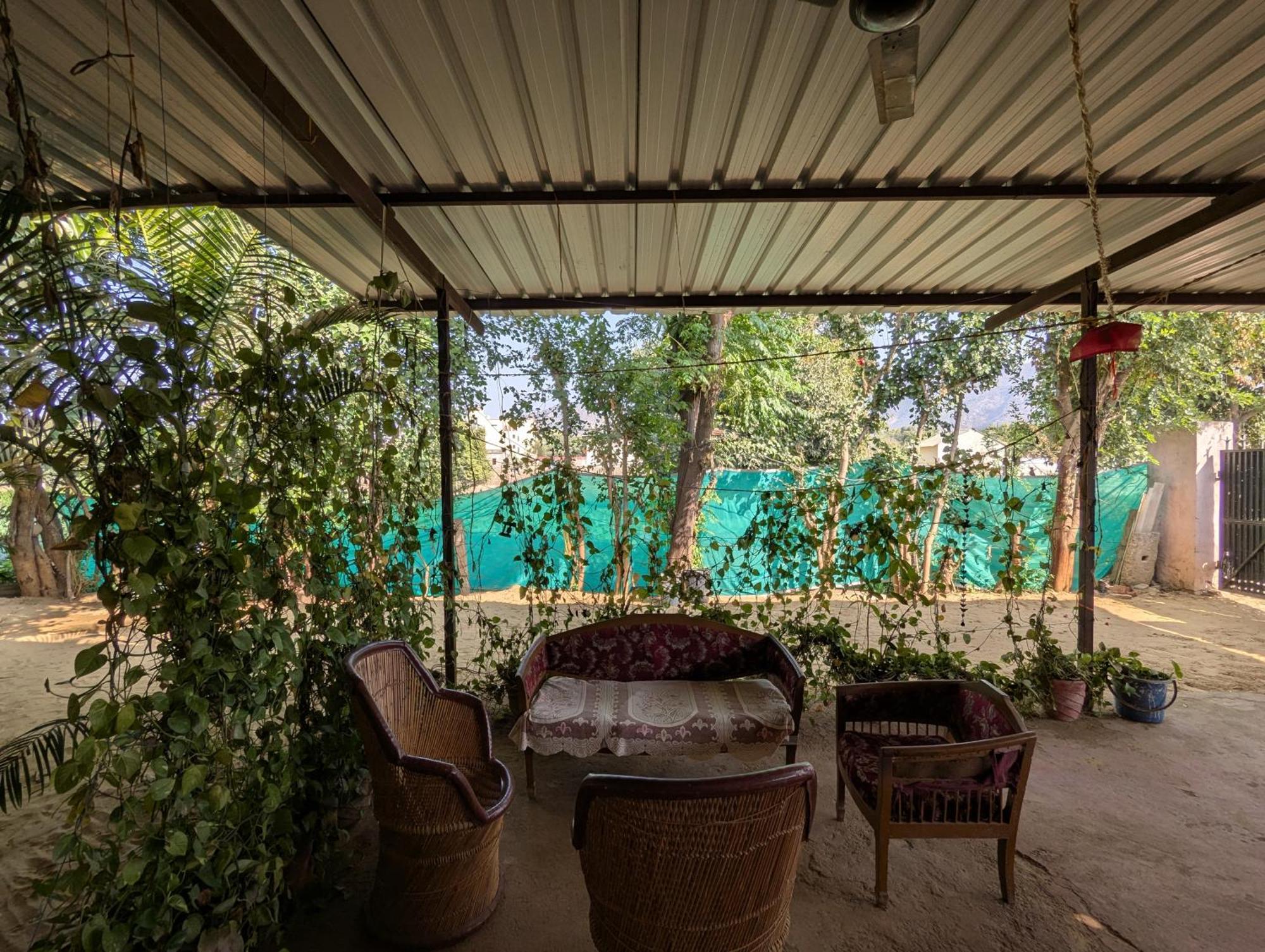 Hotel The Pushkar Flower Esterno foto